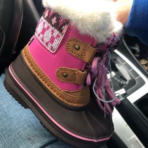 London fog snow boots
